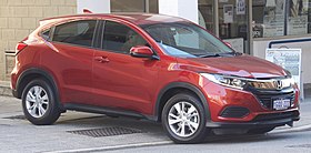 2018 Honda HR-V (MY18) VTi wagon (2018-11-27) 01.jpg